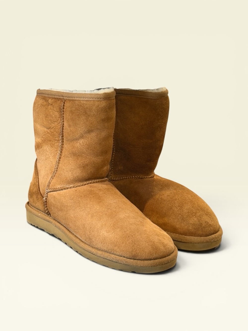 UGG Classic Short Suede Boot Chestnut Women's Size 8
